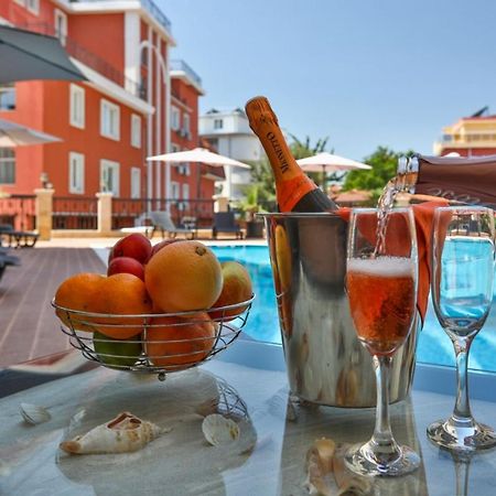 Vip Club Dolphin Coast Aparthotel Σάνι Μπιτς Εξωτερικό φωτογραφία